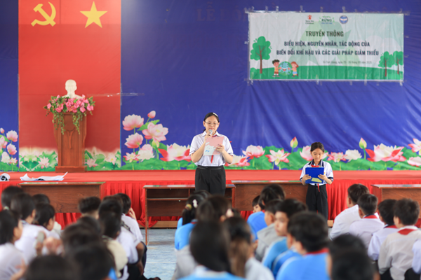 Siswa memfasilitasi acara komunikasi tentang pendidikan iklim